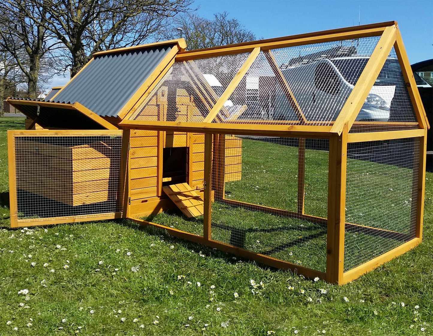 Chicken Coop & Run – ECO 10002N