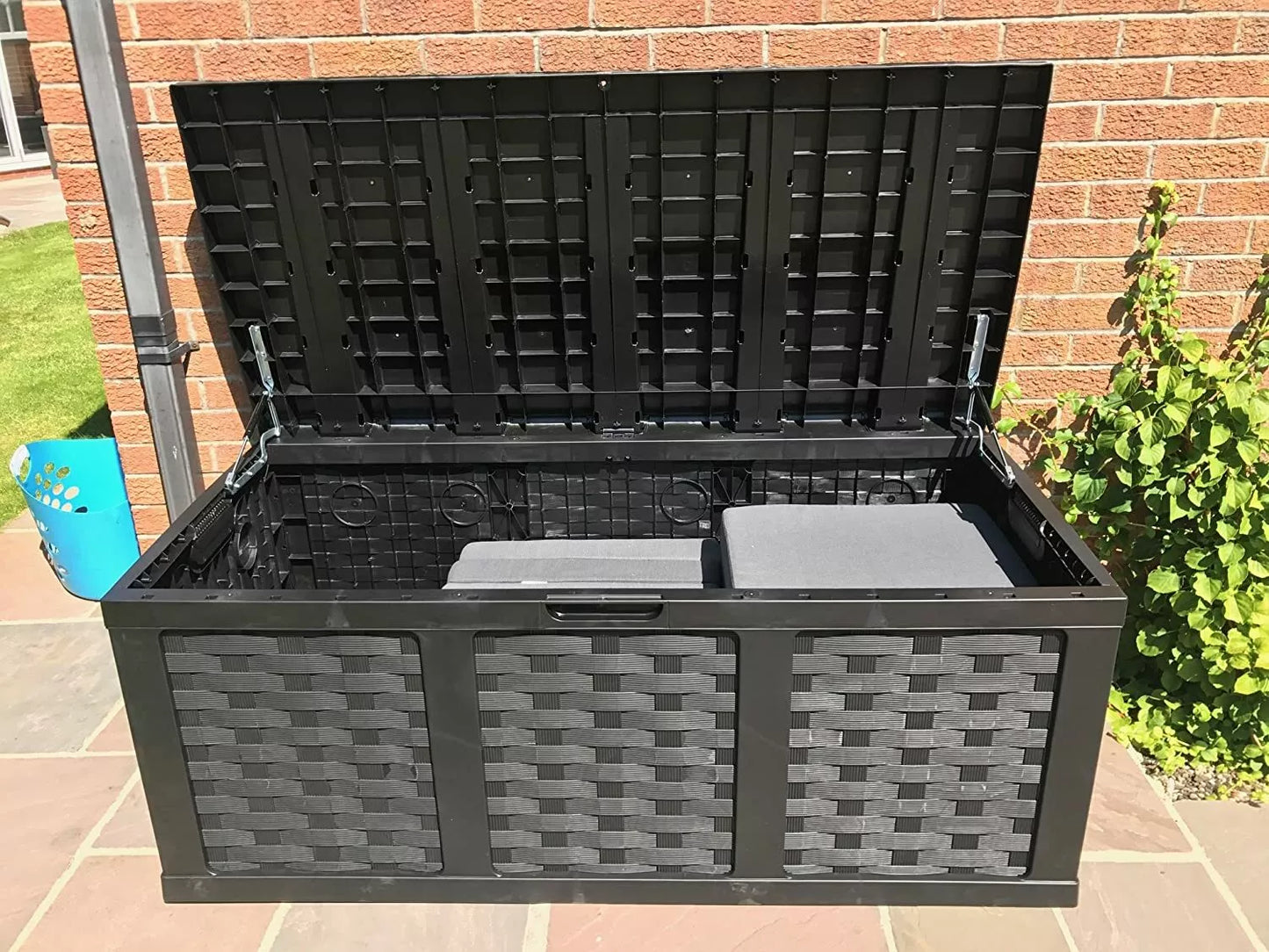 Plastic Garden Storage Box XXL Size 634 Litres Waterproof Sit On Lid Piston Lift