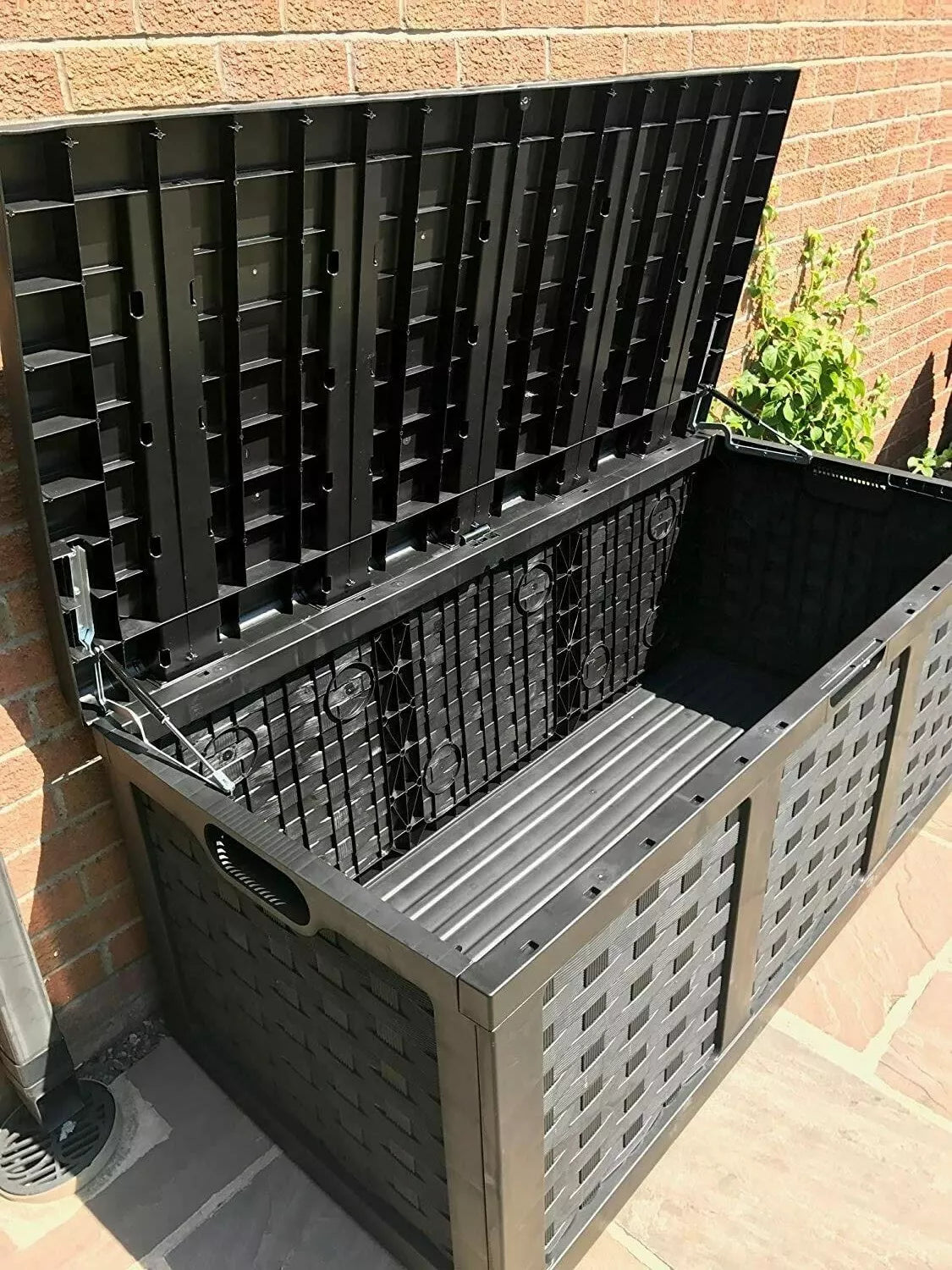 Plastic Garden Storage Box XXL Size 634 Litres Waterproof Sit On Lid Piston Lift