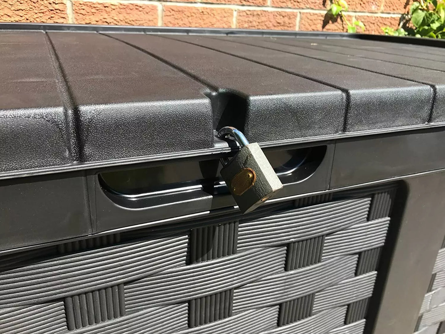 Plastic Garden Storage Box XXL Size 634 Litres Waterproof Sit On Lid Piston Lift